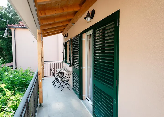 Apartment 22
